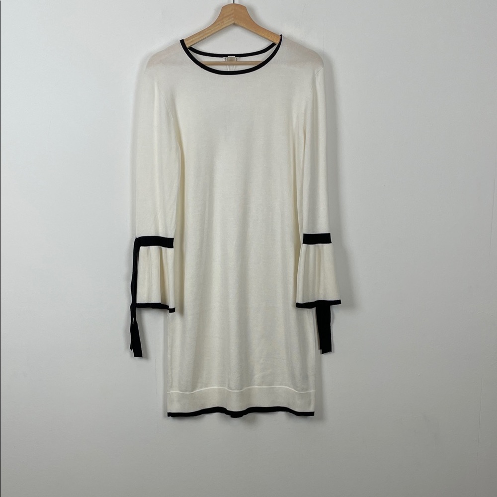 Spense Long Bell Sleeve Crewneck Pullover Elegant White Black Trim Women L Dress